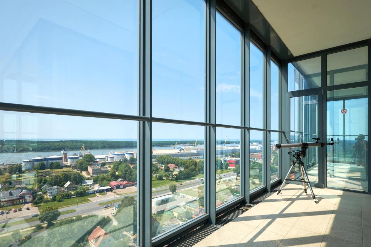 Sea View Apartment On 19Th Floor Клайпеда Экстерьер фото